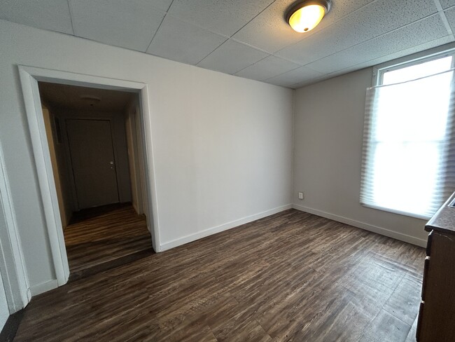 Building Photo - 511 N Jackson St