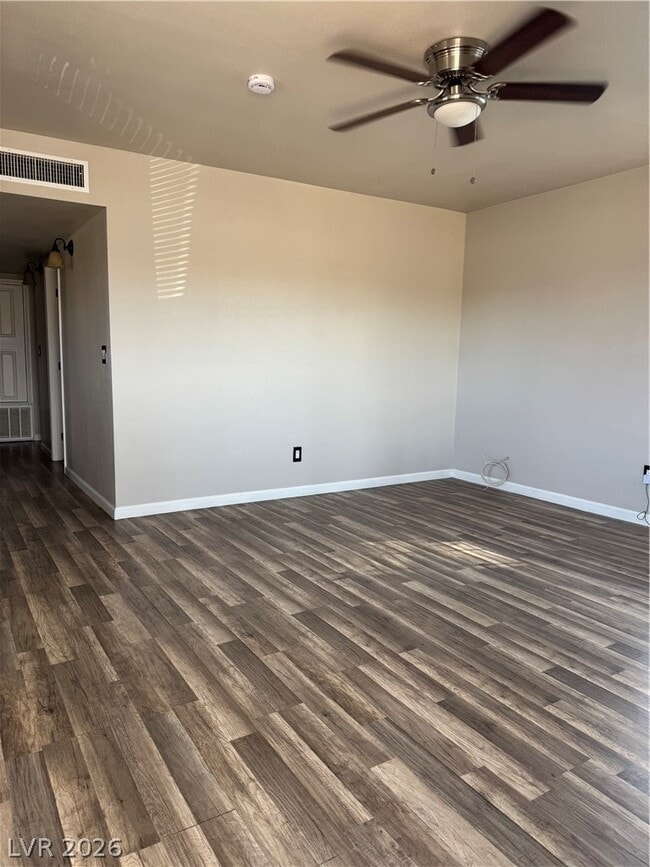 Building Photo - 470 Hunter Dr