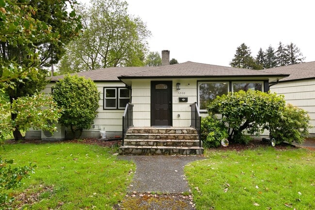 Building Photo - 7200 28th Ave NE