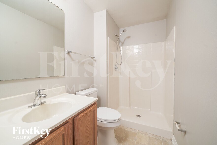 Building Photo - 3638 Queens Cove Blvd