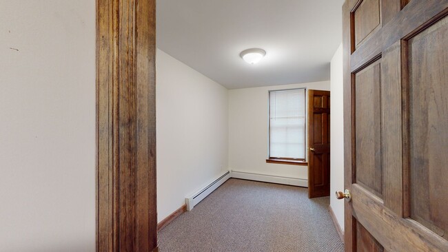 Building Photo - 1008 23rd St NW