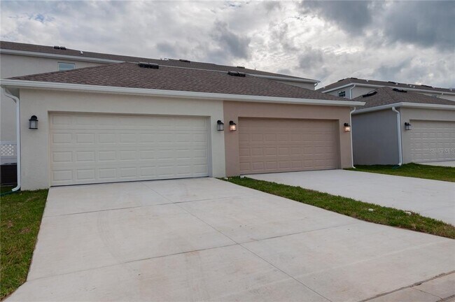 Building Photo - 15627 Water Spring Blvd