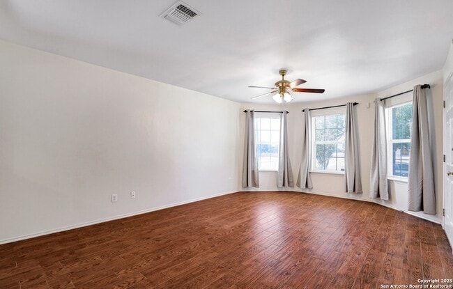 Building Photo - 10603 N Shaenridge