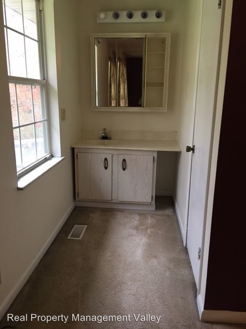 Building Photo - 3 br, 2.5 bath House - 71 Geronimo Drive