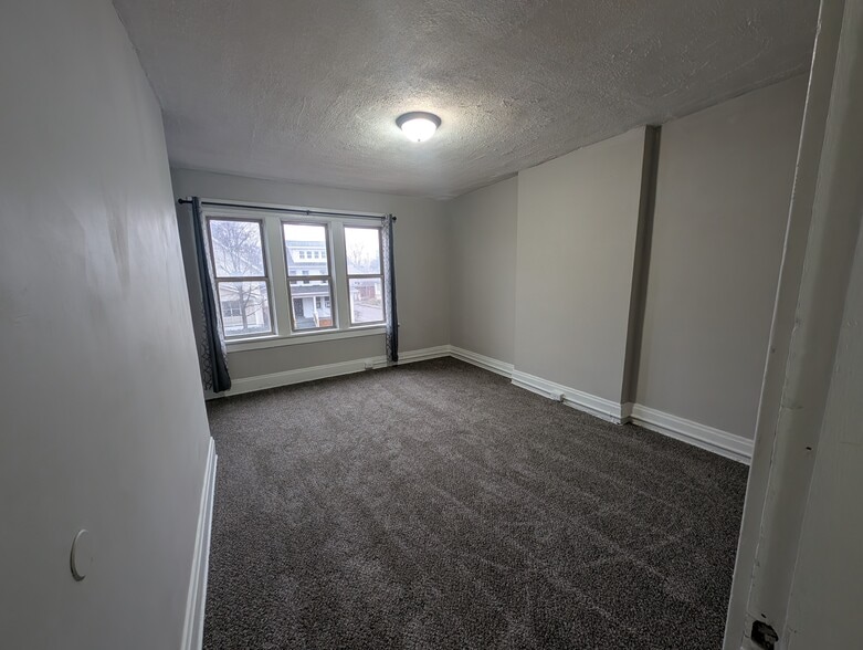 Building Photo - 940 Studer Ave