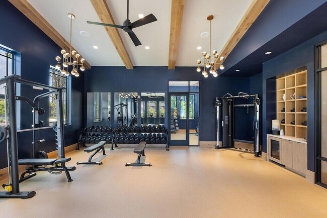 Building Photo - 1000 Marlowe Vis Pl