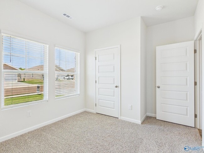 Building Photo - 125 Betty Williams Dr