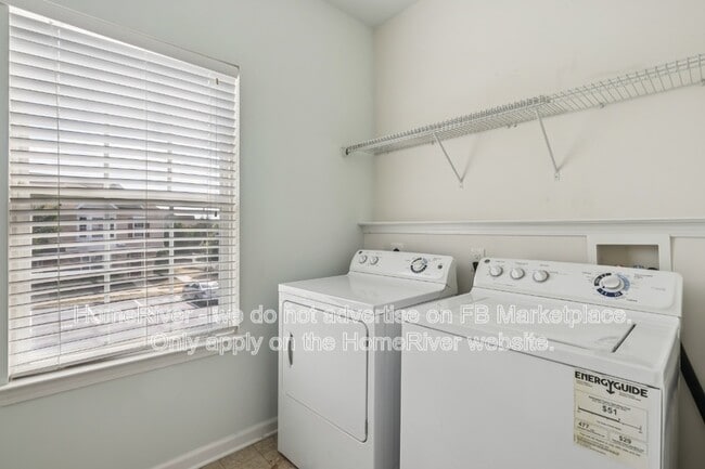 Building Photo - 504 Degas Ct