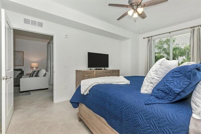 Building Photo - 12520 Galapagos Ct