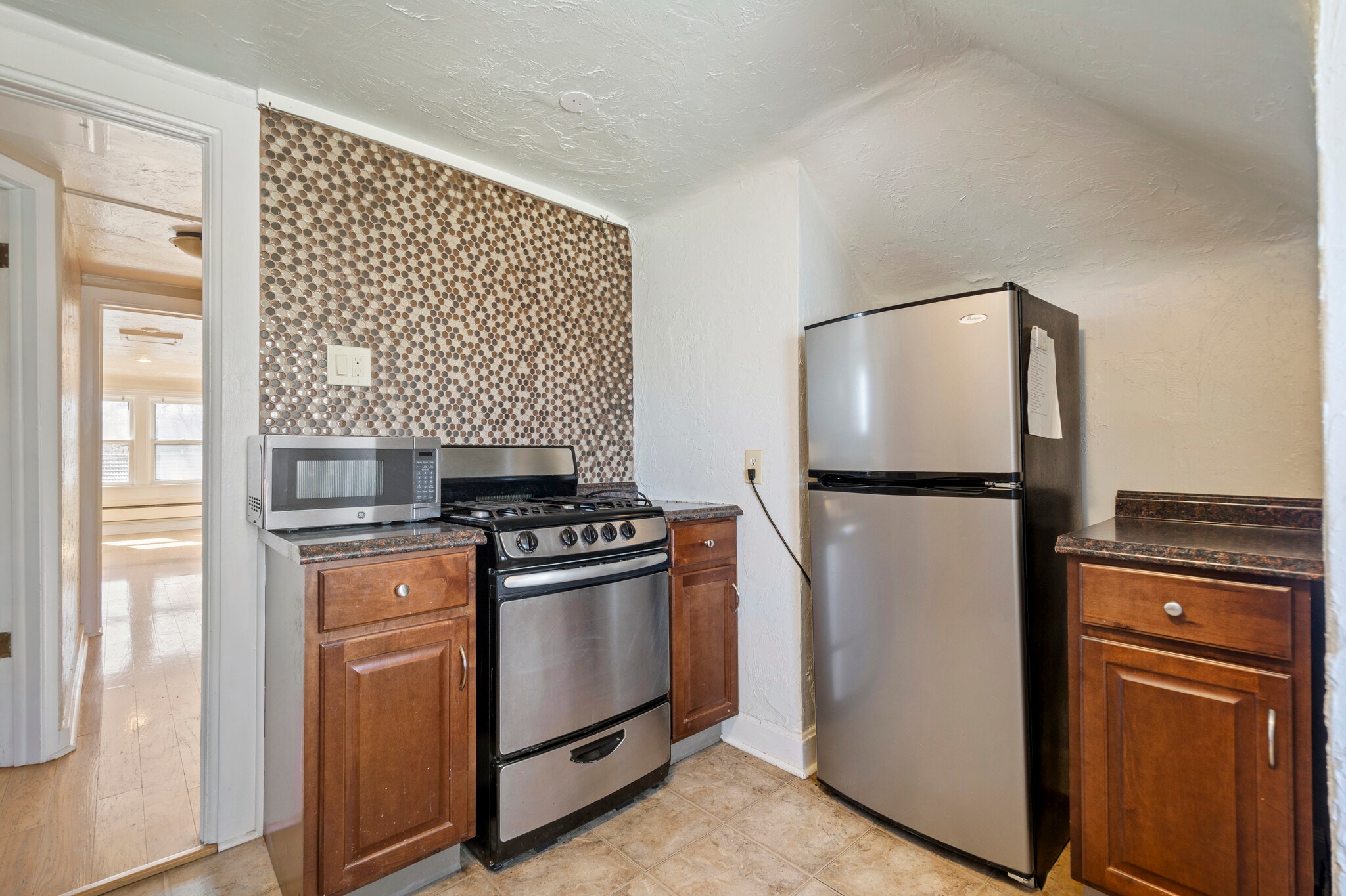 Building Photo - 2615 E 12th Ave