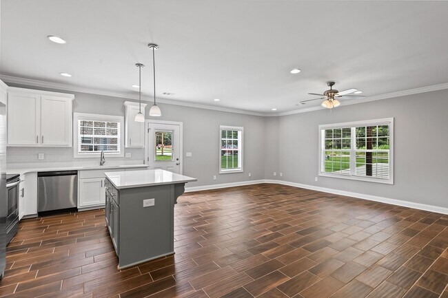 Building Photo - Brand New Construction!