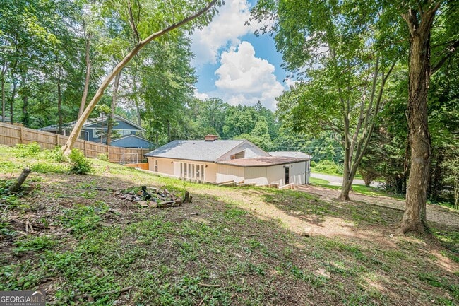 Building Photo - 2018 Bramblewood Dr NE
