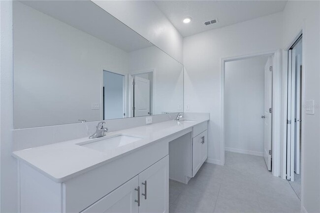 Building Photo - 10834 Fowlers Blf Ct