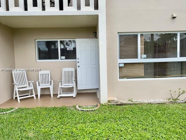 Building Photo - 7470 Miami Lakes Dr