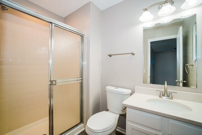 Building Photo - 4581 Dungannon Dr