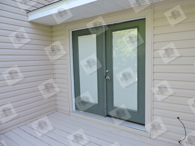 Building Photo - 4278 Brookside Dr