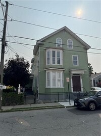 Building Photo - 23 Barrows St