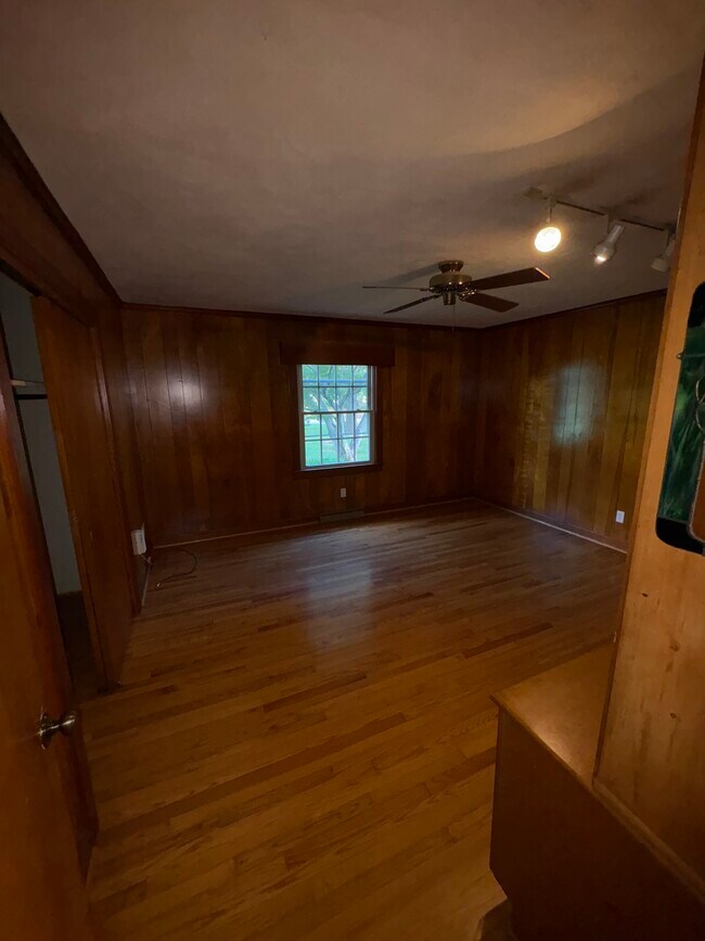 Building Photo - 508 Trail Two