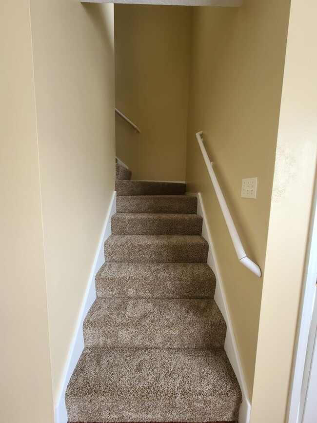 Building Photo - Magnolia Townhome