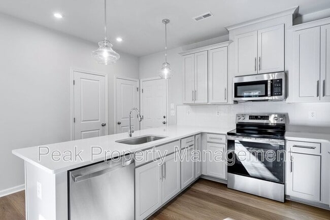 Building Photo - 13206 Garland Ln