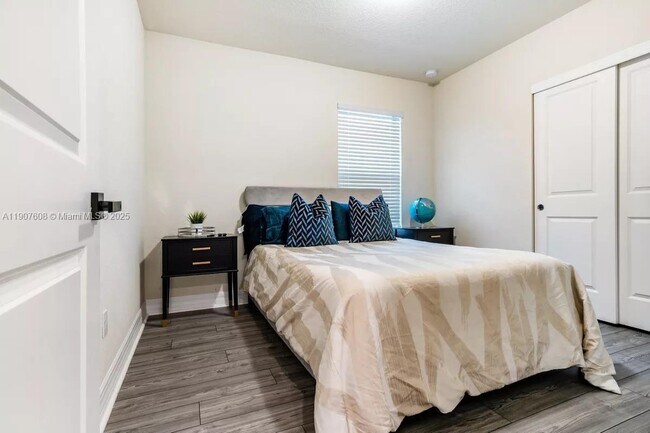 Building Photo - 2940 Shortleaf Ave