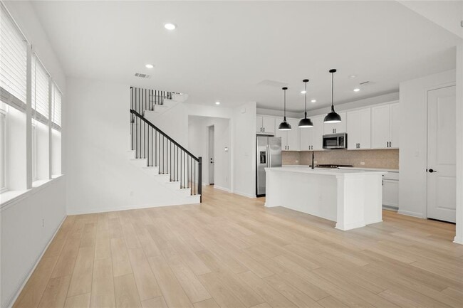 Building Photo - 236 Wingstem Wy