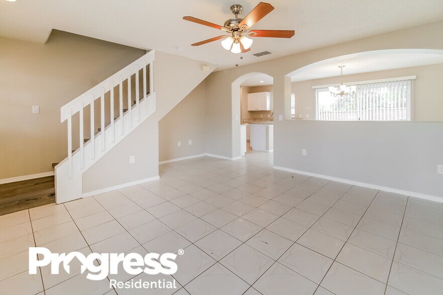 Building Photo - 1204 Ivy Meadow Dr