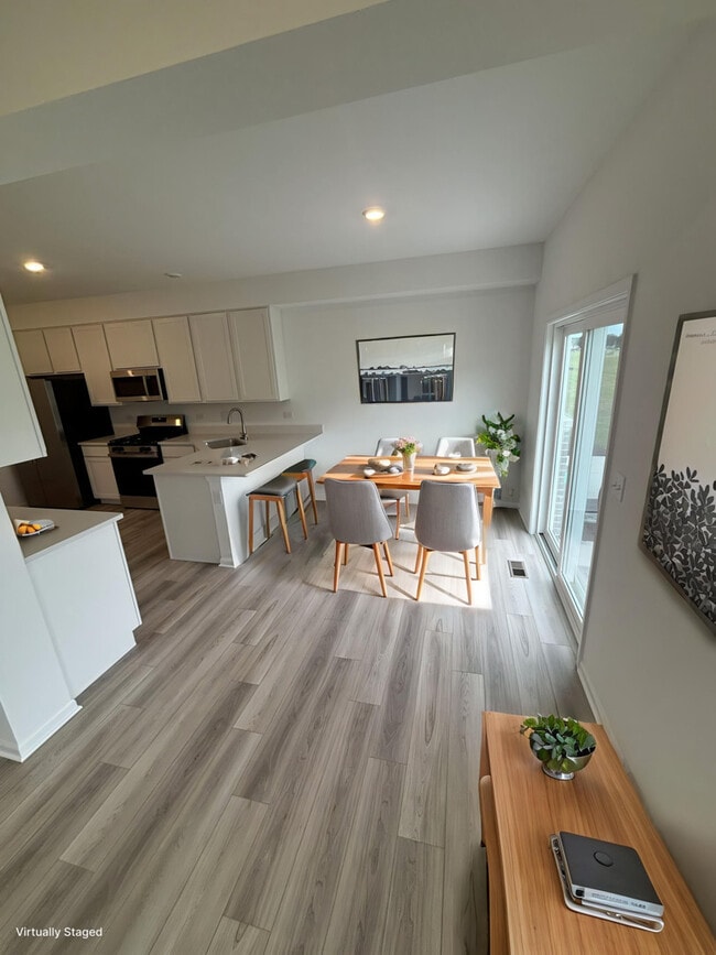 Building Photo - 7707 Nightshade Ln