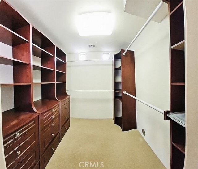 Building Photo - 1523 E San Lorenzo Rd