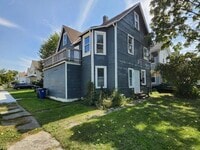 Building Photo - 2033 W 98th St