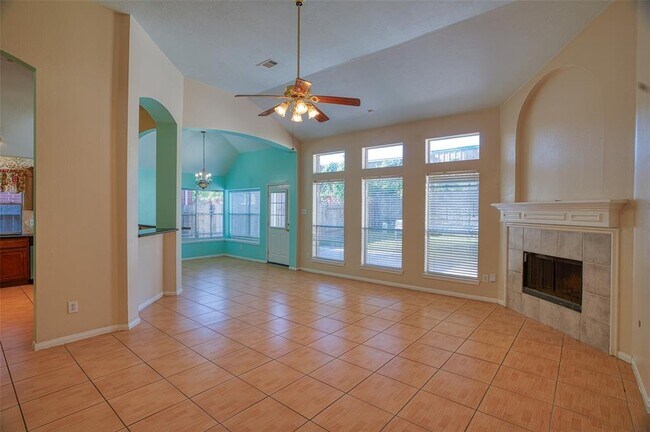 Building Photo - 14918 Appaloosa Ave