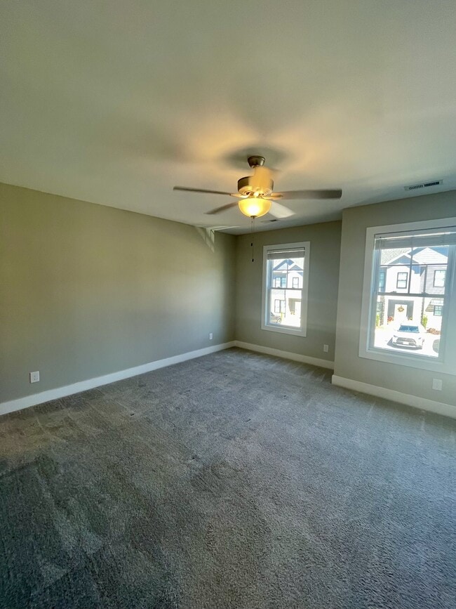 Building Photo - 45 High St