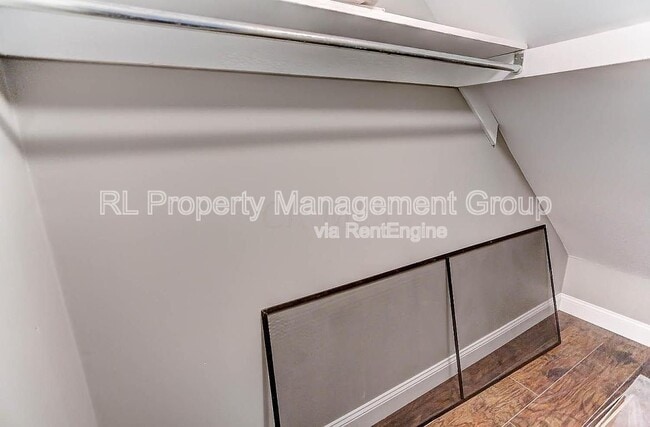 Building Photo - 4714 Merrifield Pl