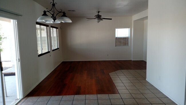 Building Photo - Spacious 4 Bedroom Home in Coldwater Springs