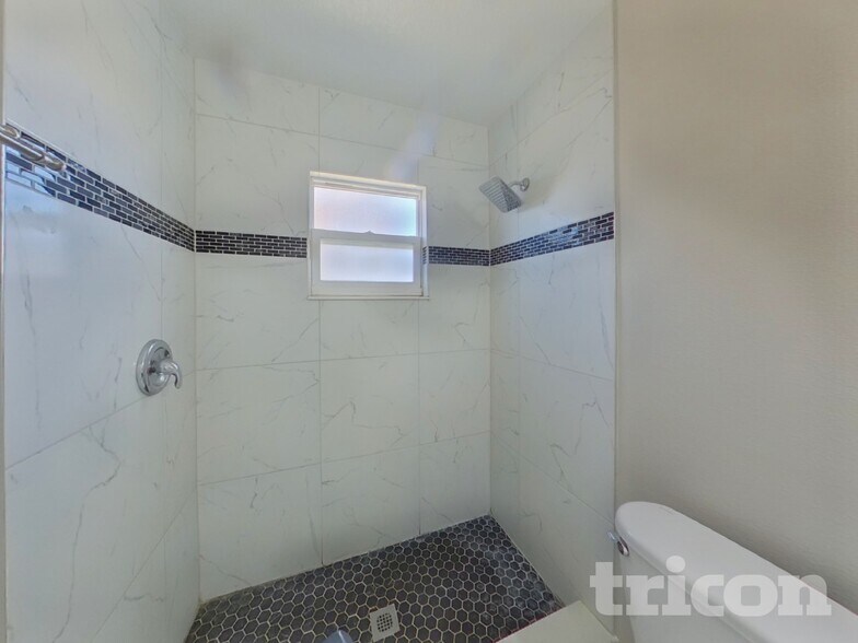 Building Photo - 2550 Mill Run Blvd