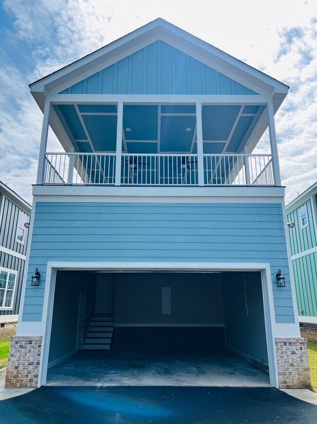 1451 Back - 1451 Wrightsboro Rd