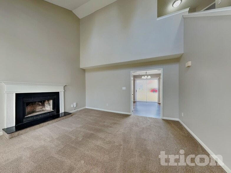 Building Photo - 11123 White Stag Dr