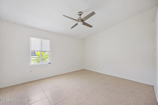 Building Photo - 3070 Rio Plumosa N