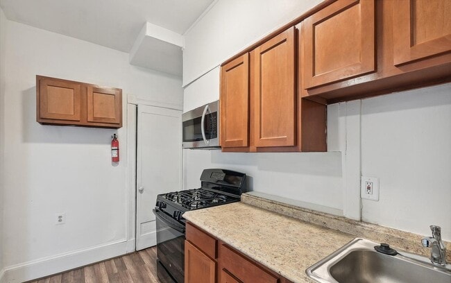 Building Photo - 4916 7th St NW