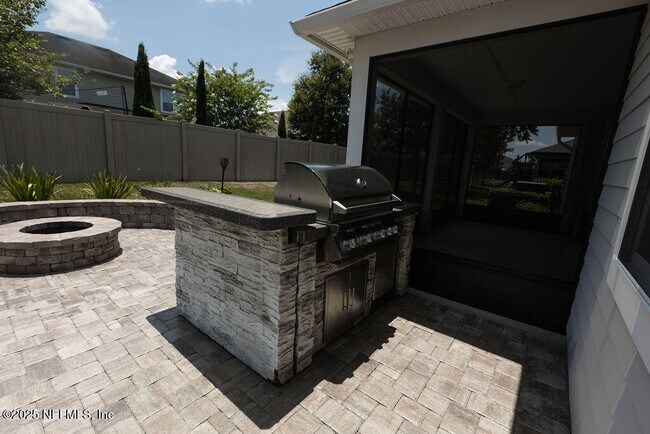 Building Photo - 154 Palisade Dr