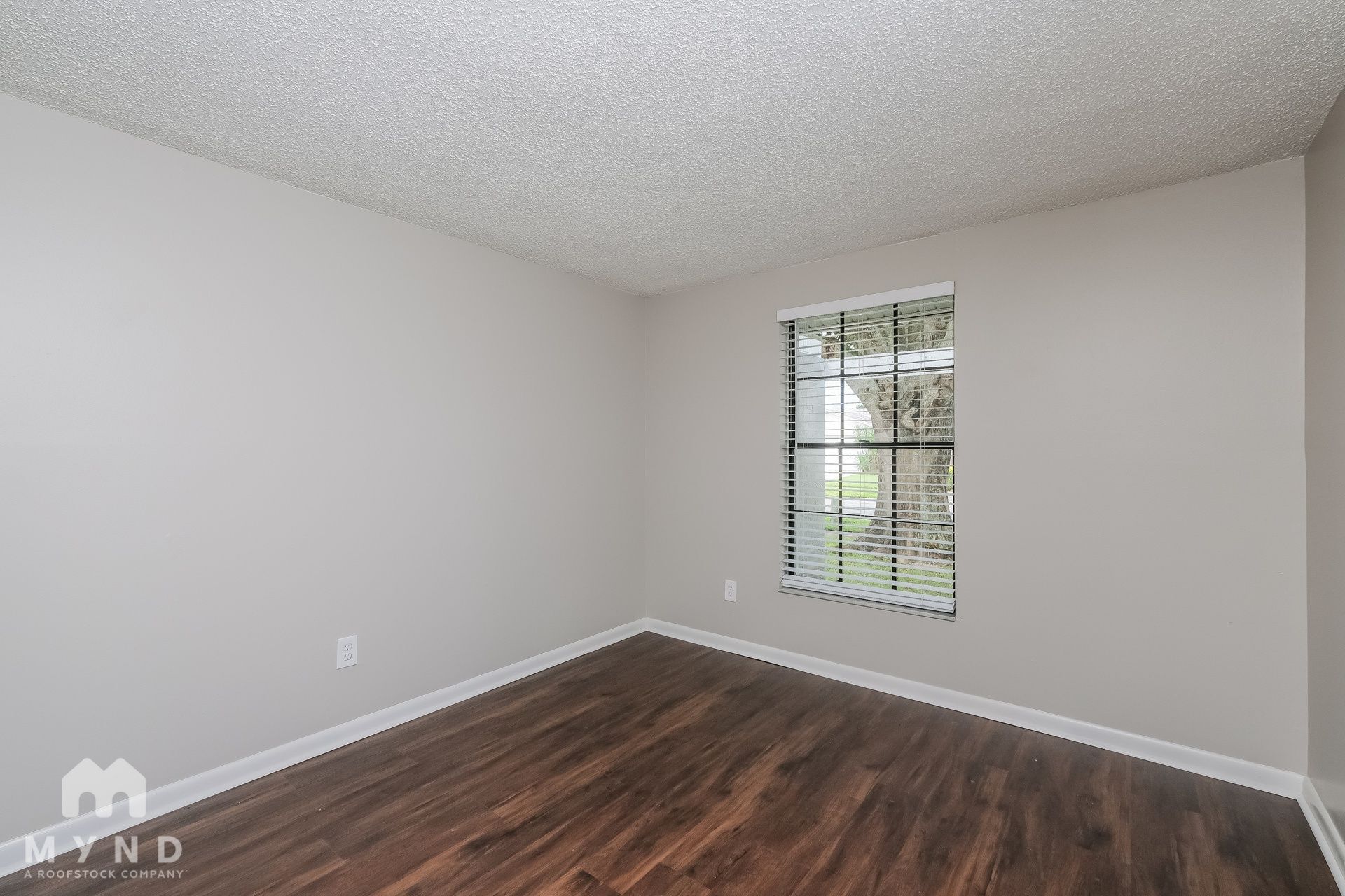 Building Photo - 16023 Eagle River Way