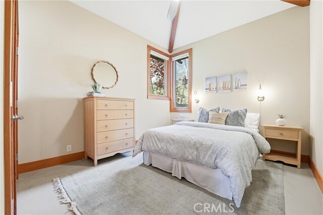 Building Photo - 329 Boca Del Canon