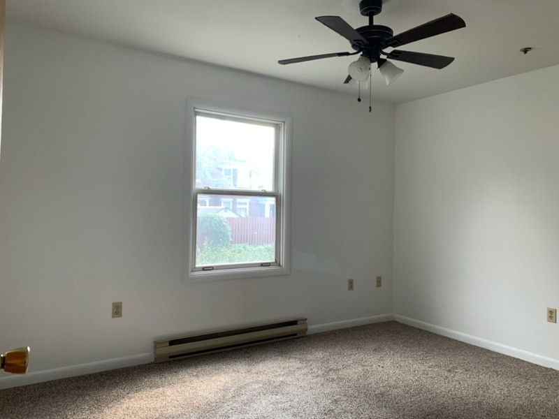 Building Photo - 703 S 28th St