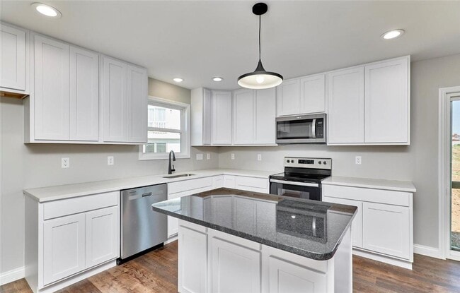 Building Photo - 403 Andrew Joseph Dr