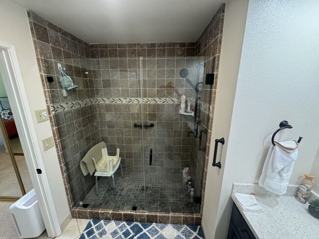 Building Photo - 23799 Monterey Salinas Hwy