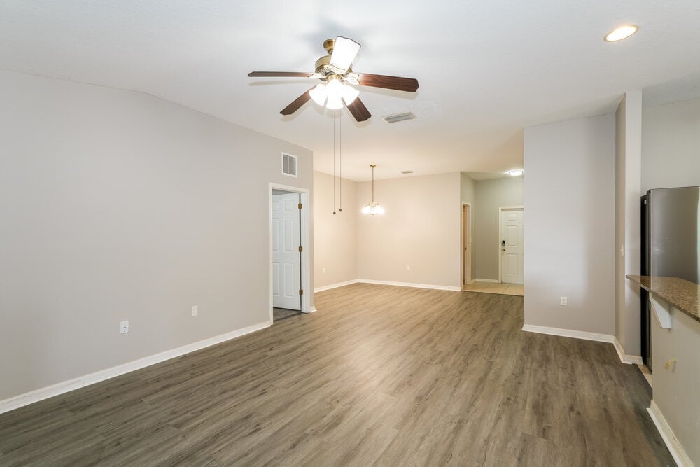 Building Photo - 3636 Grecko Dr