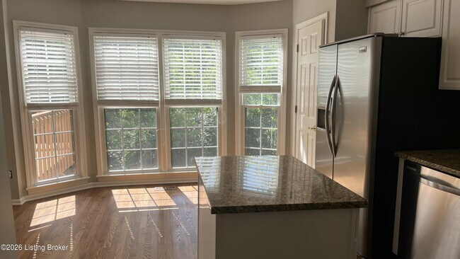 Building Photo - 402 Trinity Hills Ln