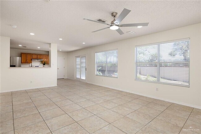 Building Photo - 16 San Esteban Ct