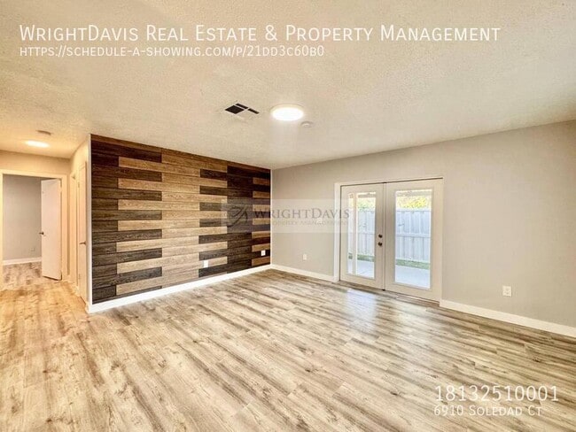 Building Photo - 6910 Soledad Ct