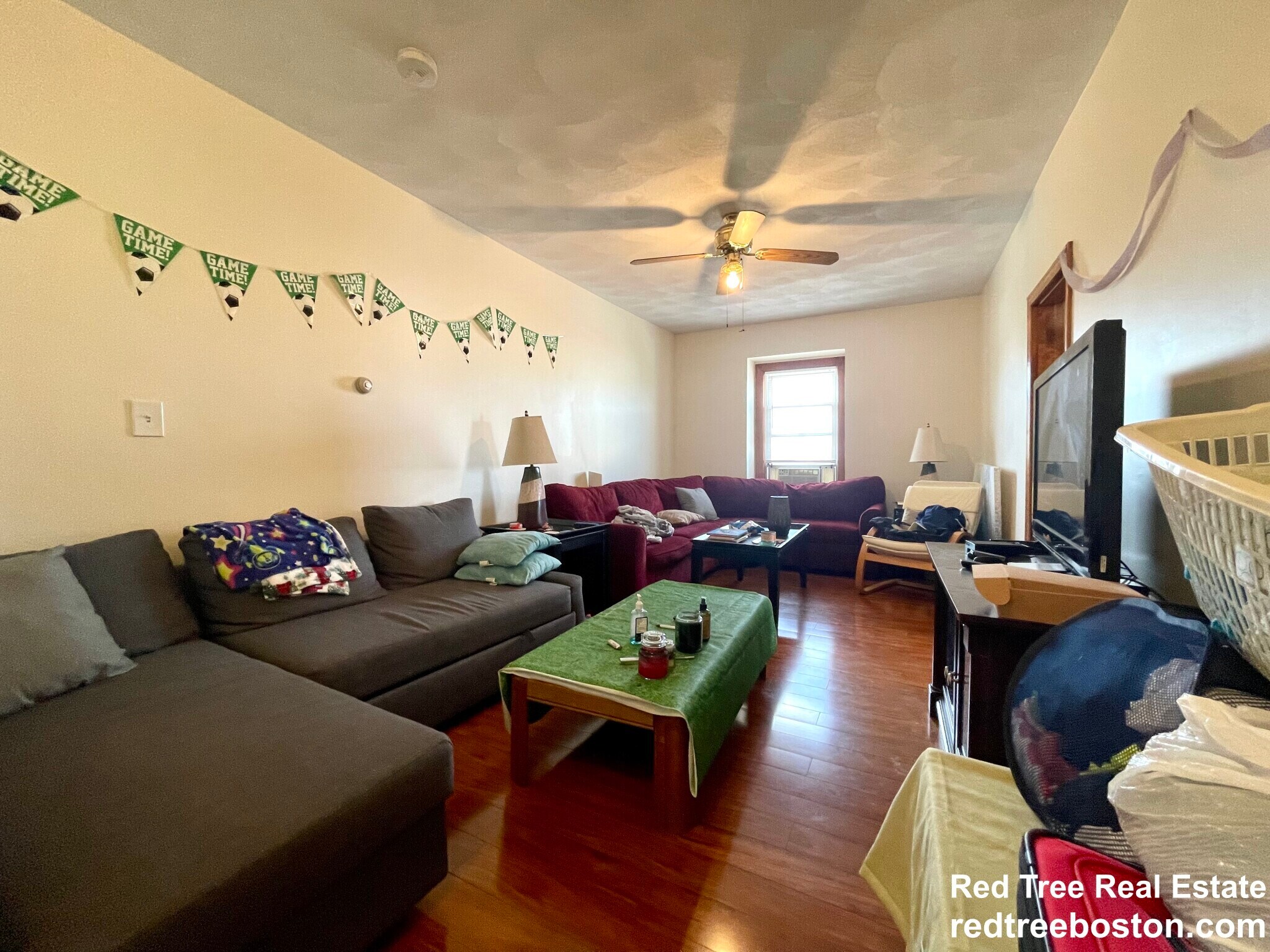 Building Photo - 98 Franklin St